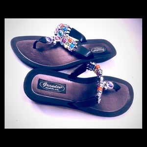 NWOT Black Bejewelled flip flops